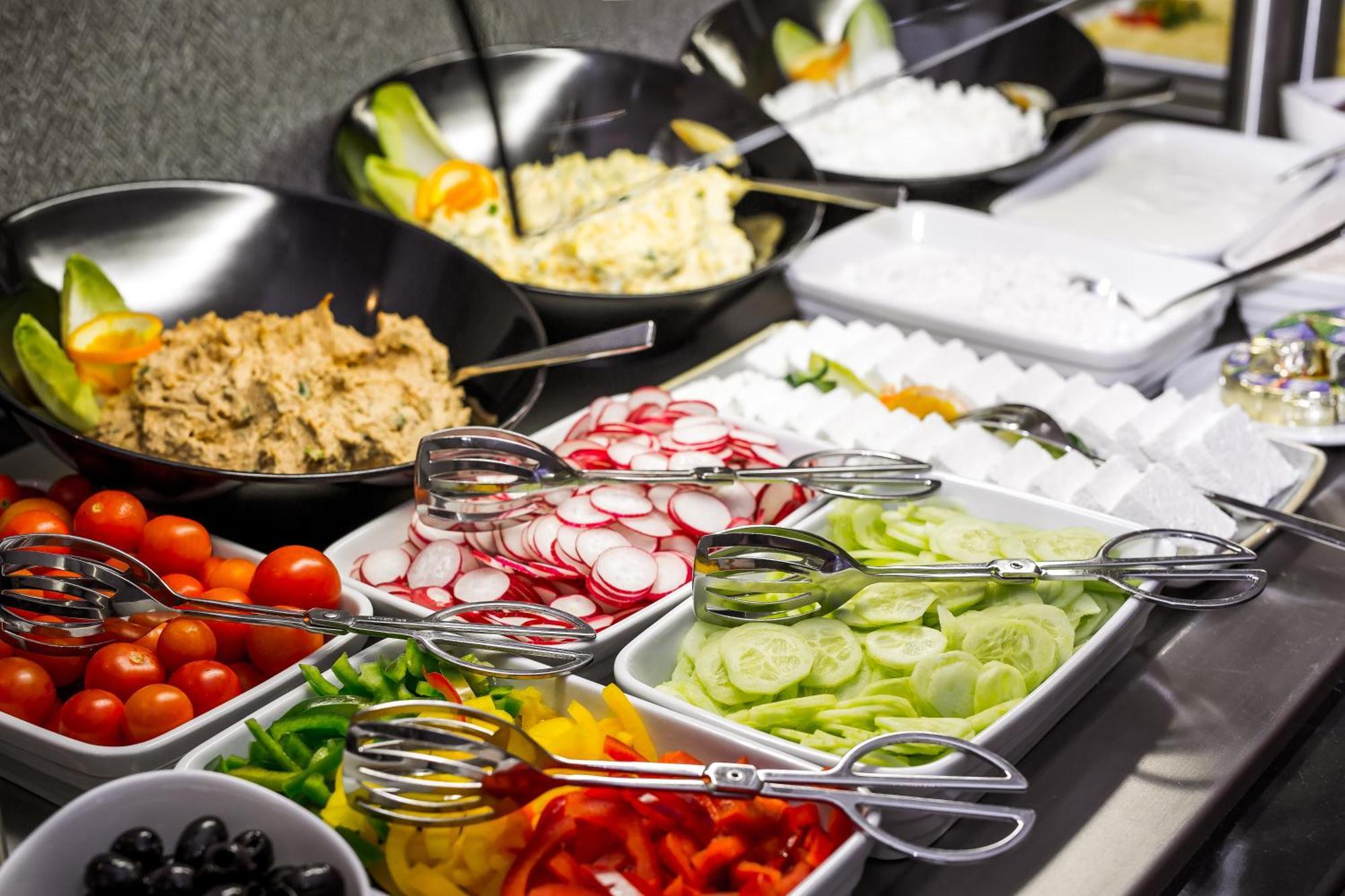 Green Mountain 5* Hotel Karpacz Dış mekan fotoğraf A salad bar